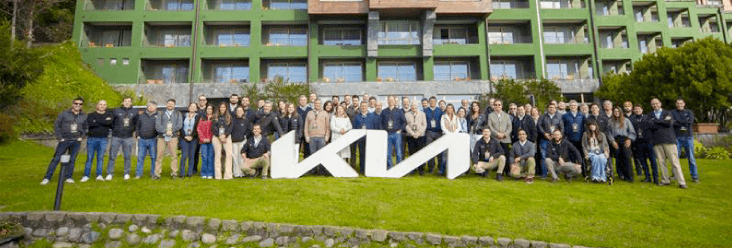 Kia reconoce a Indumotora One por su gestión en el Dealer Summit 2025
